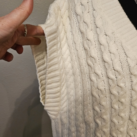 NWT Ann Taylor Women's Small White Cable Knit Sweater Vest - Picture 6 of 7